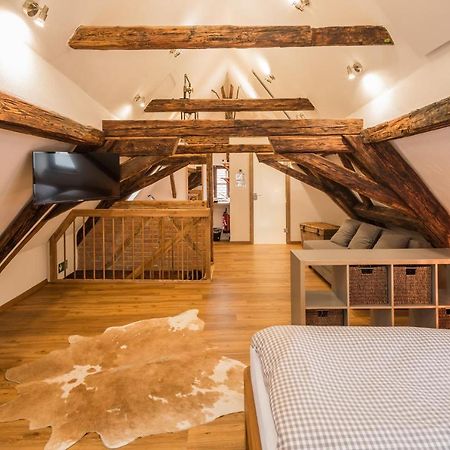 Отель Alte Ritterstube Гюнцбург Экстерьер фото